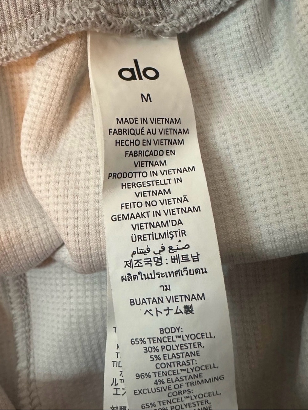 Alo Yoga Men’s 7” Waffle Shorts - M - Picture 3 of 4
